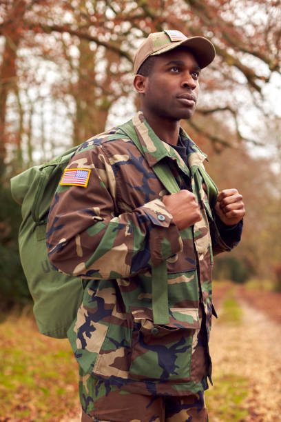 istock American Soldier In Uniform Carrying Kitbag Returning Home On Leave 1366941543