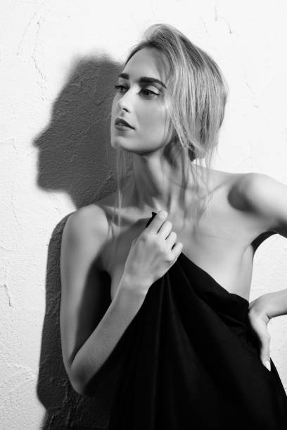 istock perfect bare woman 1366950051