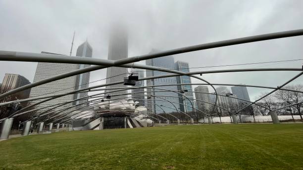 istock Downtown Chicago on a foggy day 1366970516