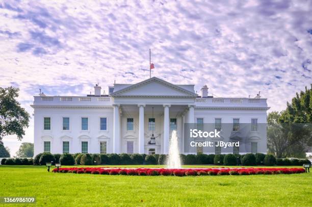 The White House In Washington Dc Stock Photo - Download Image Now - White House - Washington DC, Washington DC, House