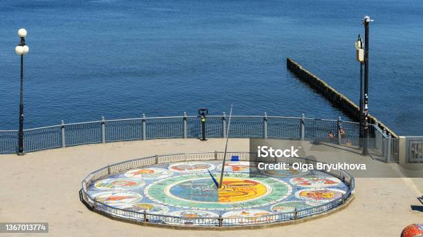Sundial On The Promenade Of The Baltic Sea In The City Of Svetlogorsk Kaliningrad Region Russia Sundial With Zodiac Signs On The City Beach Stock Photo - Download Image Now