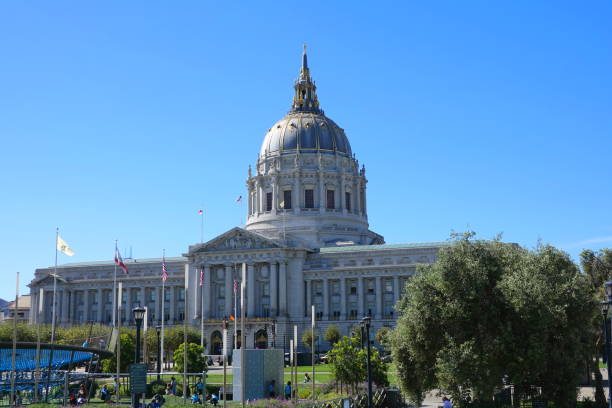 istock San Francisco City Hall 1367056100
