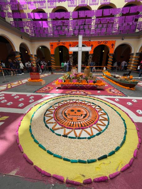 traditional altar or offering for the dead in dia de muertos, in mexico - people cemetery church urban scene imagens e fotografias de stock