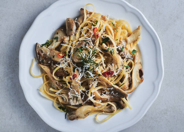 istock Oyster mushrooms pasta 1367116674