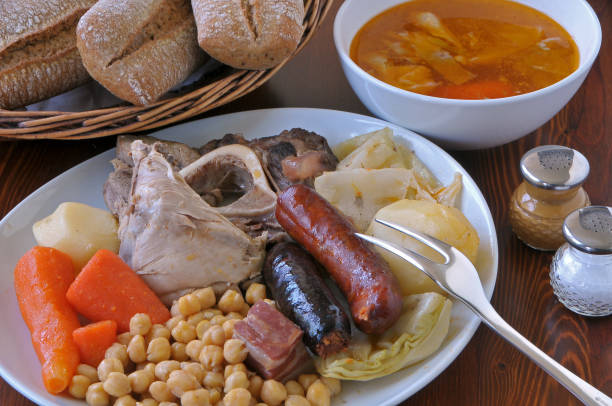 Madrilenian stew Tray with a typical Madrilenian stew cooked stock pictures, royalty-free photos & images