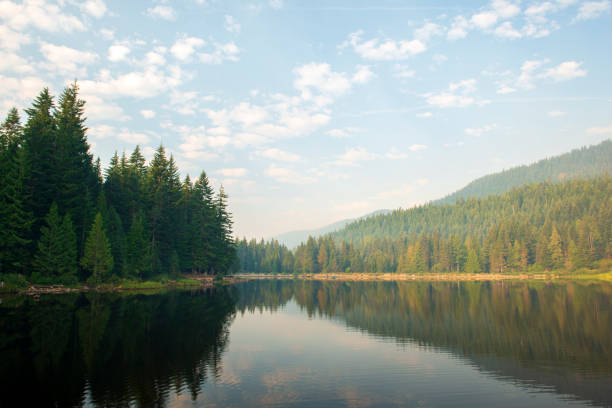 istock Trillium Lake at Sunrise 1367143715