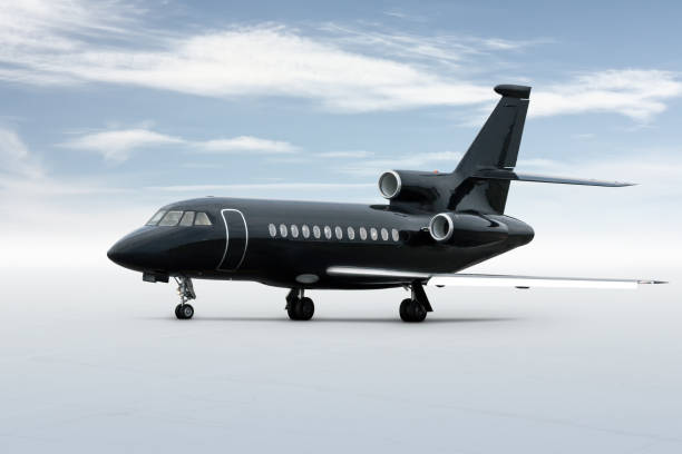 하늘과 밝은 배경에 고립 된 현대 블랙 이그제큐티브 비즈니스 제트 - commercial airplane finance airplane private airplane 뉴스 사진 이미지