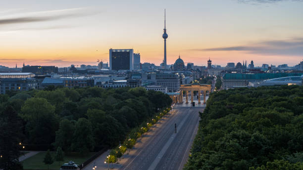istock Drone Berlin Brandenburg Gate Blue Hour CLOSE 1367181576