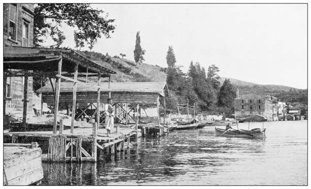 콘스탄티노플의 골동품 여행 사진 (이스탄불) - architecture built structure people in the background nautical vessel stock illustrations