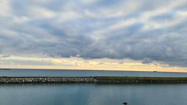 istock Ligurian sea in winter 1367201648
