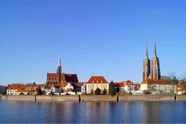 istock Blue cloudless sky over Wroclaw Cathedral on Tumski Island 1367218848