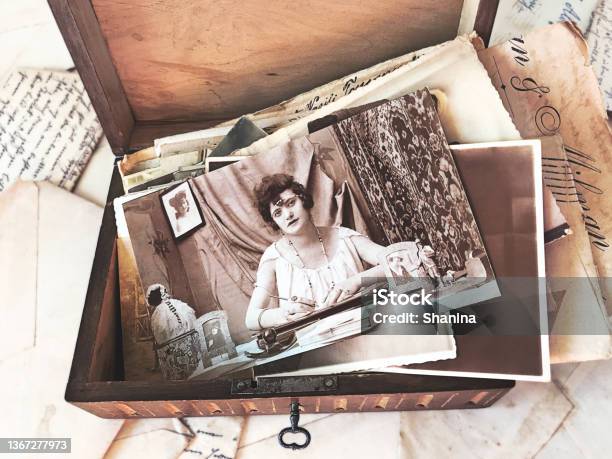 Pile Of Vintage Photographs Inside An Old Box Stock Photo - Download Image Now - Nostalgia, Memories, Box - Container