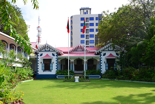 Malé, Maldives: Presidential Palace, the quaint Mulee'aage building - completed in 1919, commissioned by Sultan Muhammad Shamsuddeen III for his son and heir Prince Hassan Izzuddin - bungalow style - Henveiru district.