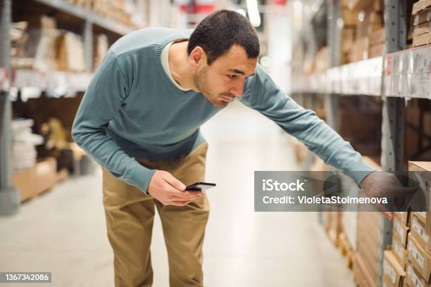 Young Man Shopping Stock Photo - Download Image Now - Pointing, 30-34 Years, Adult