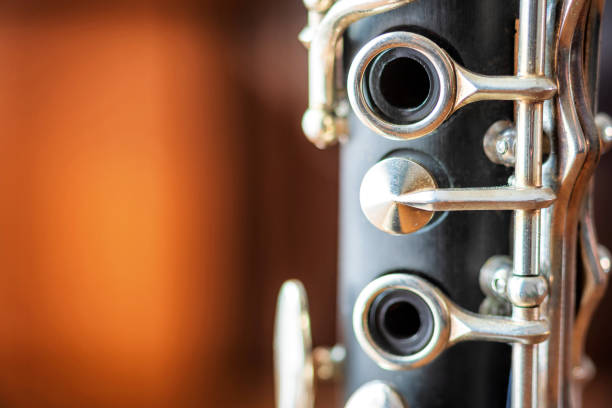 detalles del primer plano del instrumento musical del clarinete - wind instrument fotografías e imágenes de stock