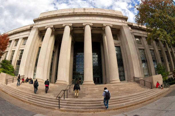 l'istituto di tecnologia del massachusetts - massachusetts institute of technology university massachusetts dome foto e immagini stock