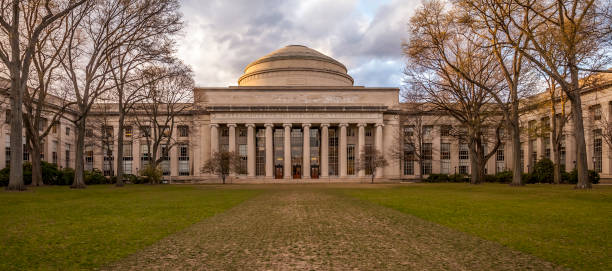 l'istituto di tecnologia del massachusetts - massachusetts institute of technology university massachusetts dome foto e immagini stock