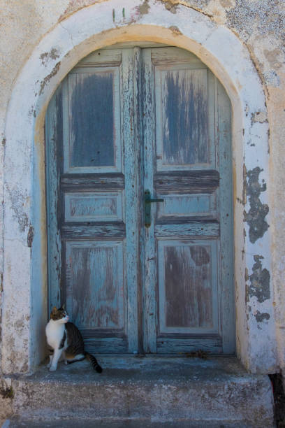 ギリシャ - door greek culture doorway church ストックフォトと画像