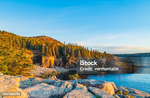 istock Monument Beach on the coast of Acadia National Park 1367386295