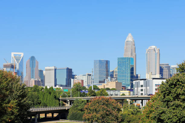istock Charlotte Skyline - North Carolina 1367390386