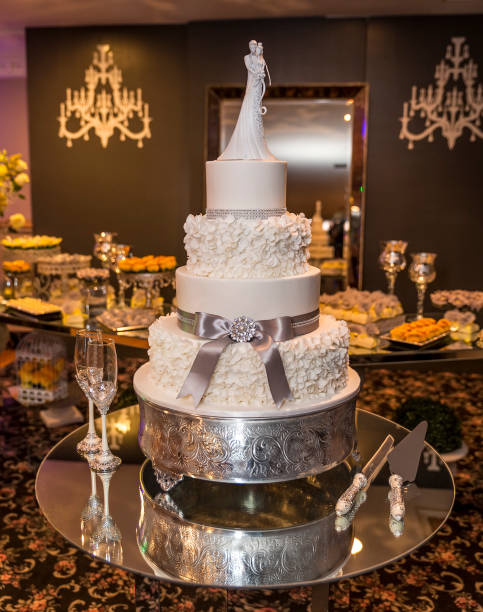 gâteau - wedding reception wedding cake wedding cake photos et images de collection