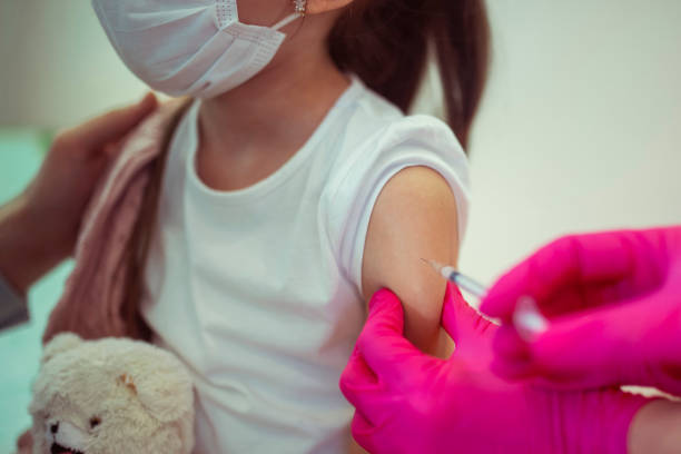 istock Covid-19 vaccination for children 1367430685