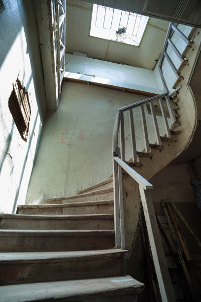 istock Old houses in Tbilisi 1367463747