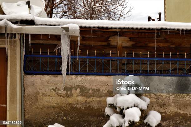 Frozen Downspout Common Issue Your Gutter May Encounter During Winter Ice Forms Inside The Downspouts For Rain Gutters In Erzurum Turkey Cold Weather 50 Degrees Celsius Snow Icing Freezing Stock Photo - Download Image Now