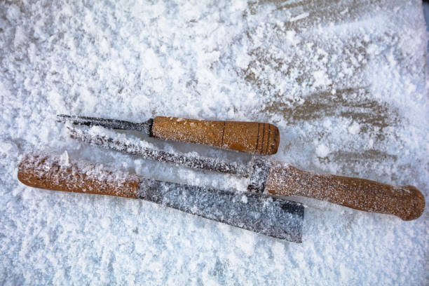 set di scalpelli per il lavoro sul ghiaccio sulla neve - ice carving sculpture chisel foto e immagini stock