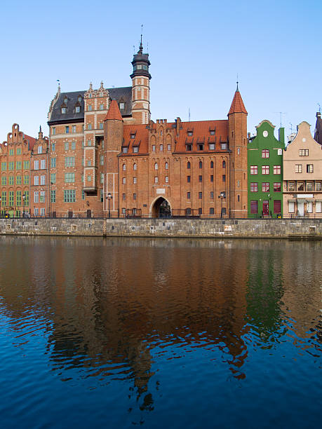 istock Old town on Motlawa  river, Gdansk 136753729