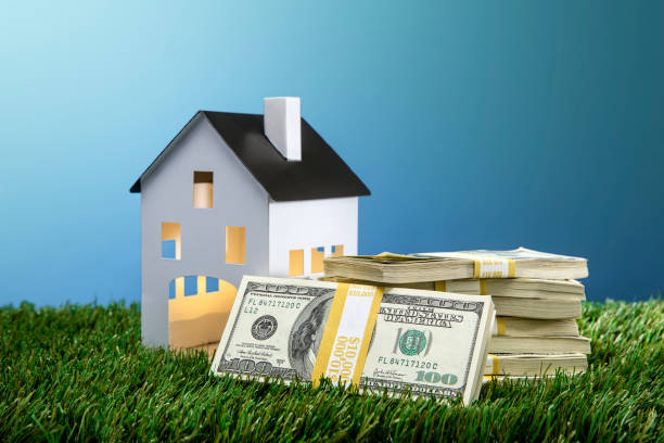 istock Buying a home for sale 1367591948