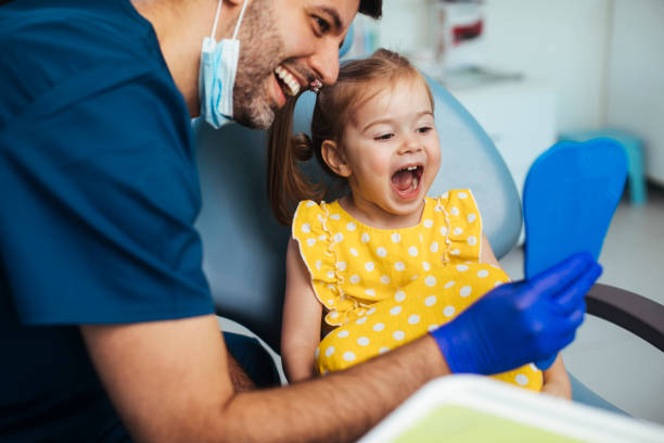 istock Becoming comfortable at the dentist's from a young age 1367592232