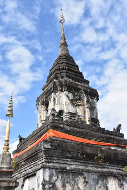 istock Wat Hua Xiang Stupa Portrait 1367609474
