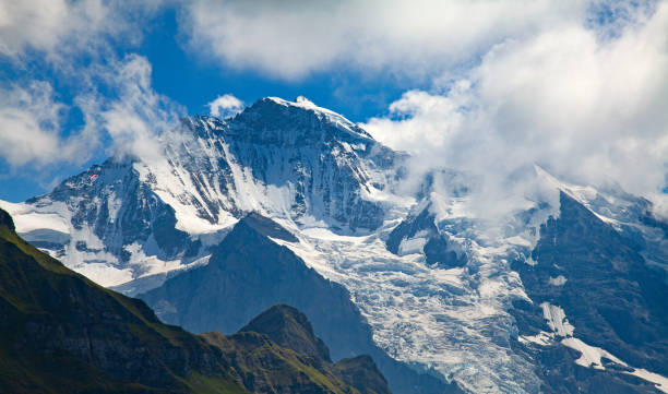 région de la vierge - glacier aletsch glacier switzerland european alps photos et images de collection