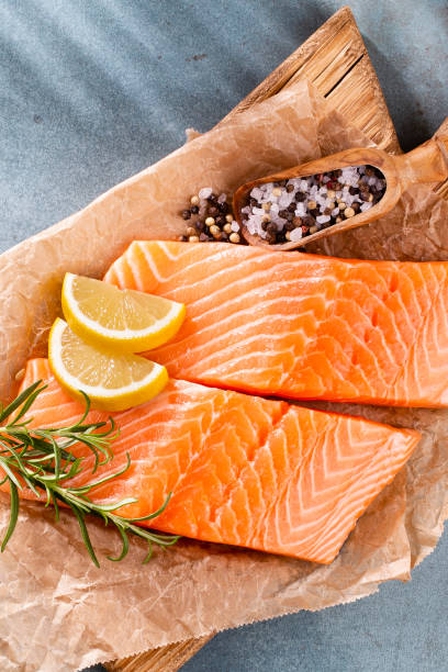 istock Fresh salmon steak with spinach and lentils. 1367680579