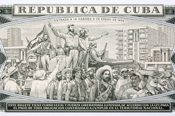 fidel castro e i suoi uomini entrano a l'avana con denaro cubano - castro foto e immagini stock