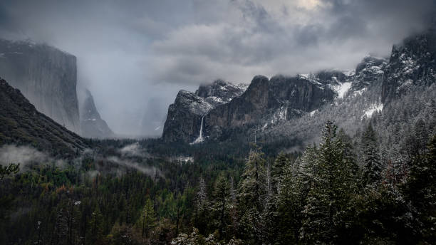 istock The Disappearance of El Capitan 1367726410
