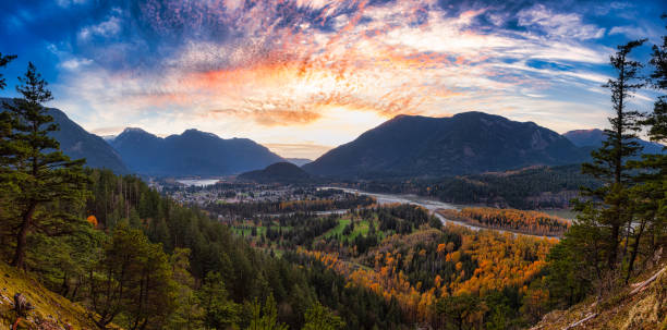 istock Panoramic View of modern city, Hope, in British Columbia, Canada. 1367734572