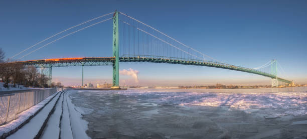istock Ambassador Bridge - Winter Dawn 1367754953
