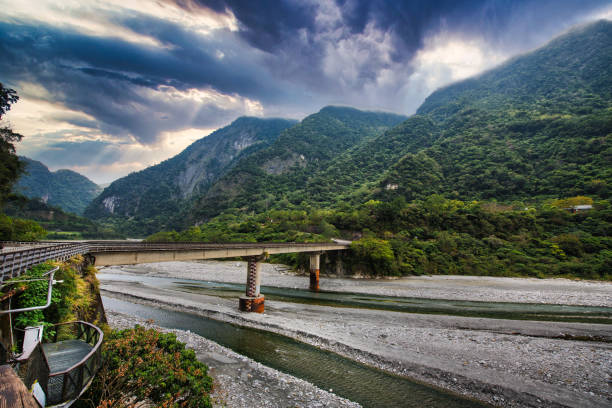 istock Bridge And A Beautiful River At Taroko Gorge National Park In Taiwan. 1367772821