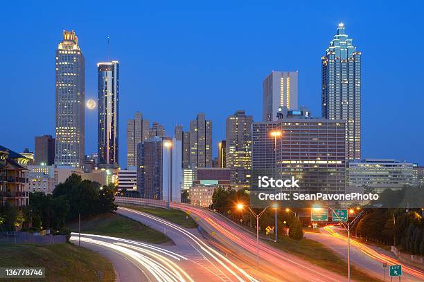 Skyline Di Atlanta - Fotografie stock e altre immagini di Centro della città - Centro della città, Georgia - Stati Uniti Meridionali, Alba - Crepuscolo