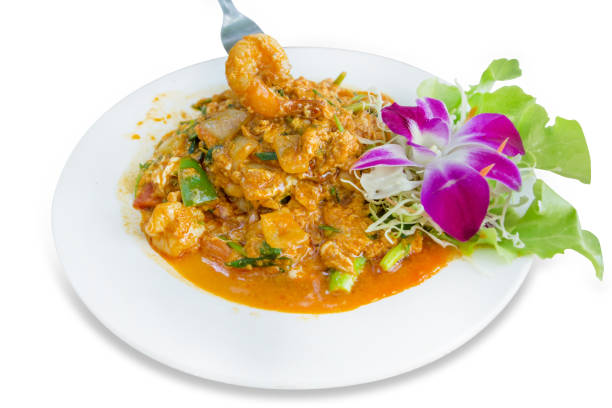 Image of fried shrimp with slices of lime
