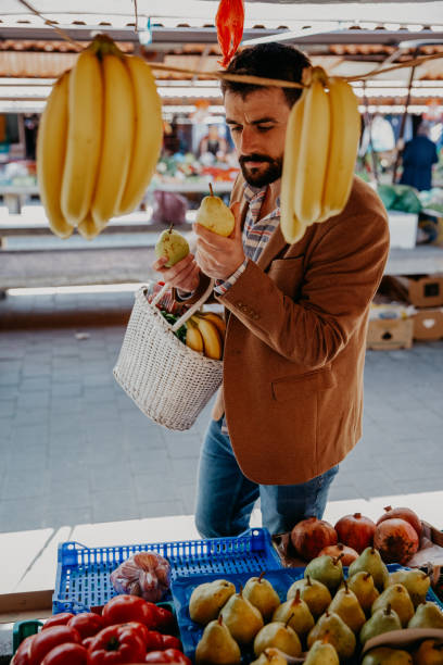 istock Good morning neighbor 1367807325