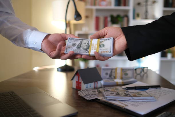 Buying and Selling a New House Tables and graphics belong to me home buyers for cash stock pictures, royalty-free photos & images