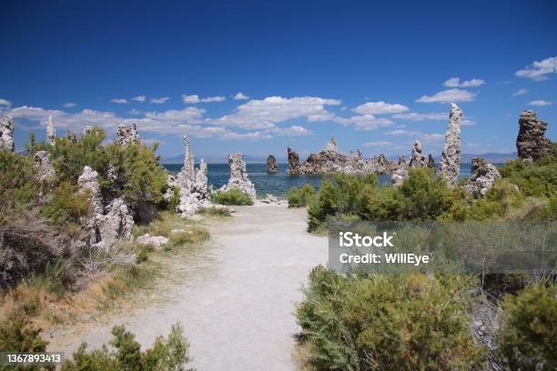 Volcanic Tufa Towers And Hoodoos Of Mono Lake In Eastern California Stock Photo - Download Image Now