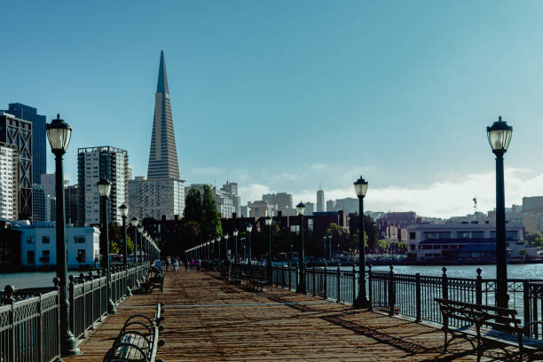 puerto de san francisco, muelle 7 - pier seven fotografías e imágenes de stock