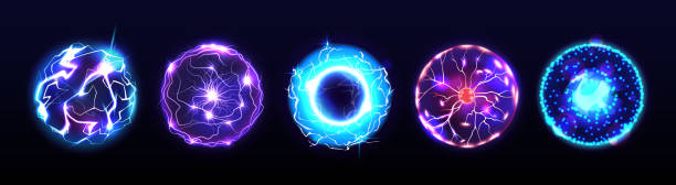 электроэнергетические сферы с молниями, электричество мощных природных элементов. векторный плазменный эффект, светящиеся и сияющие искр� - fuel and power generation circle energy neon light stock illustrations