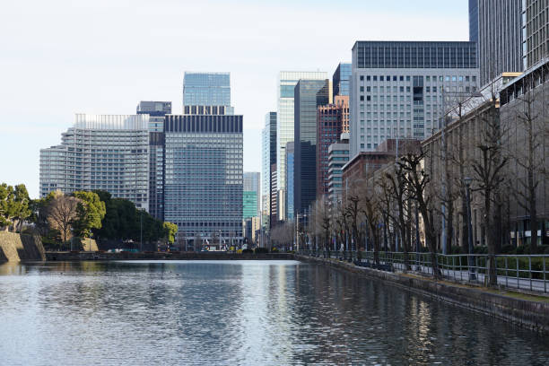 istock Hibiya Moat (Chiyoda-ku, Tokyo) that runs from Iwatabashi to Babasenmon 1367992385