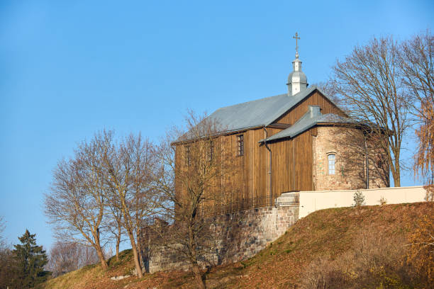 Kalozha church in Grodno Belarus. St Boris and Gleb or Kalozhskaya church early autumn morning under clear blue sky tele lens horizontal shot in Eastern Europe visafree city Grodno, Hrodna Belarus. iglesia de kalozha en grodno bielorrusia. st boris y gleb o la iglesia de kalozhskaya a primera hora de la mañana de otoño bajo un teleobjetivo de cielo azul claro plano horizontal en la ciudad sin visado de europa del este grodno hrodna bielorrusia.