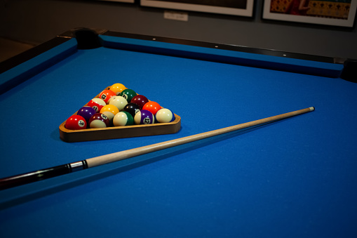 Snooker, billiard balls, pool game table, Cue ball, striped ball, pool stick, black pool ball